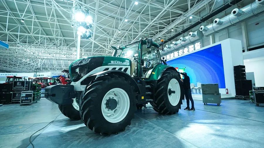 江苏迪玛驰农业装备科技有限公司出品的中韩合作产品,覆盖50~240马力