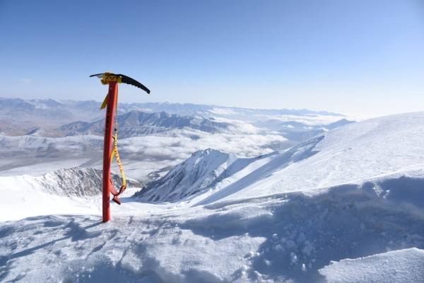梦见爬楼梯，攀登心灵高峰的隐喻