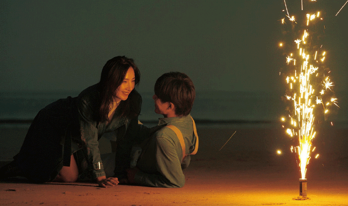 梦回往昔，解析梦到前男友与新欢共舞的深层含义