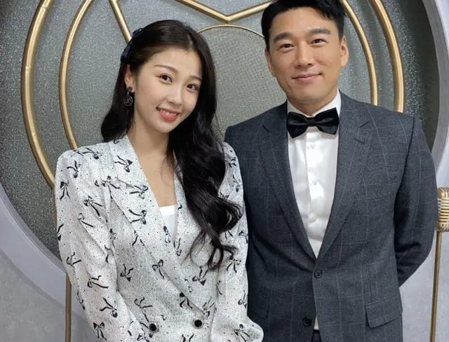 老公是"舅舅"王耀庆,她靠找室友多了个老公,今结婚20年了