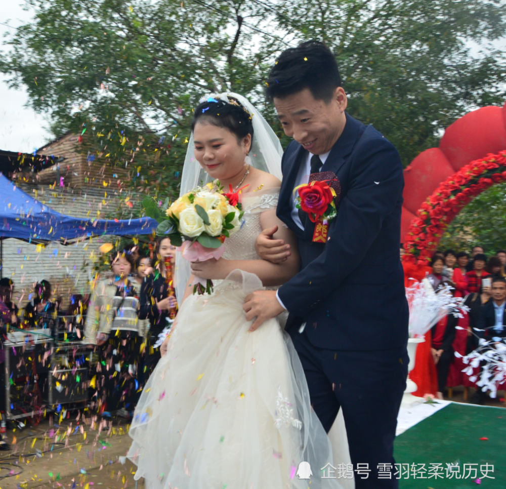 徐州女子一女嫁三夫扮演三个男人的妻子拍三套婚纱照辗转三个婆家