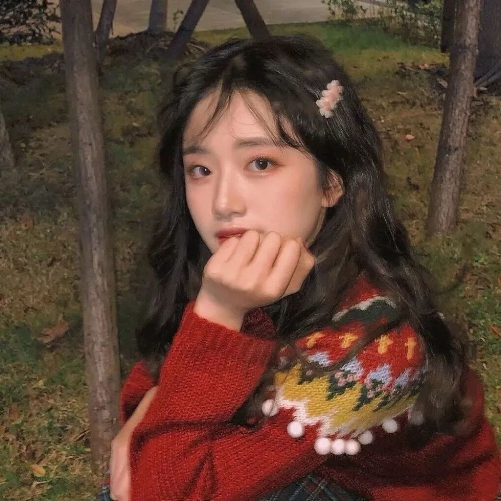 红色系女生头像·真人头像·新年头像