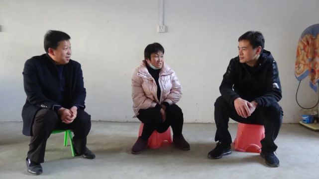 谢金明到王集镇开展春节走访慰问活动