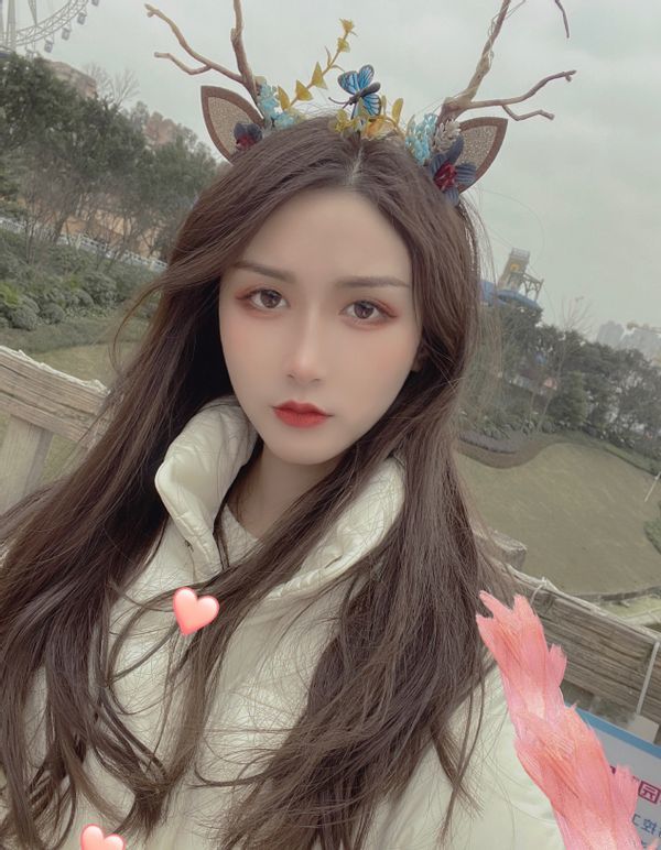 但fly却把女友兰兰保护的很好,网