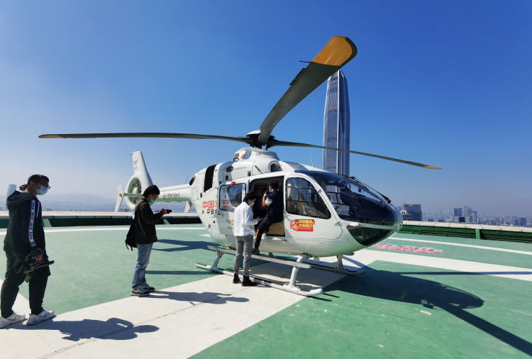 深圳交警2021年春运启动直升机探路