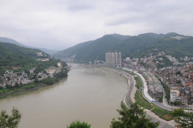 陕南第一个县级市旬阳市经济繁荣消费不输大城市