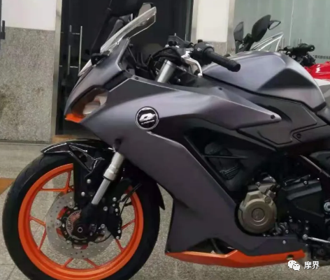 钱江qj赛350双缸跑车实车曝光