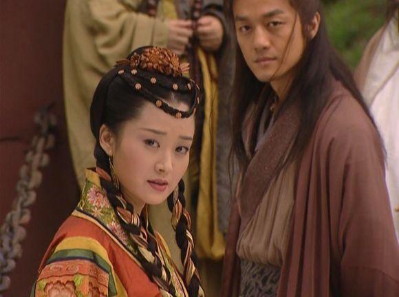 可以说,作为师父岳不群此番可谓煞费苦心的为令狐冲铺路了.