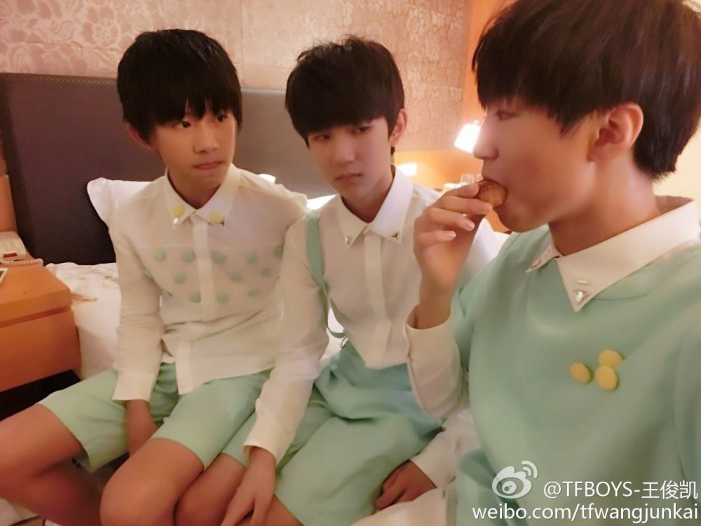 tfboys那些年的合照,来波回忆杀