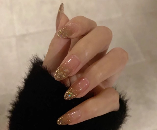 美甲‖简约显白