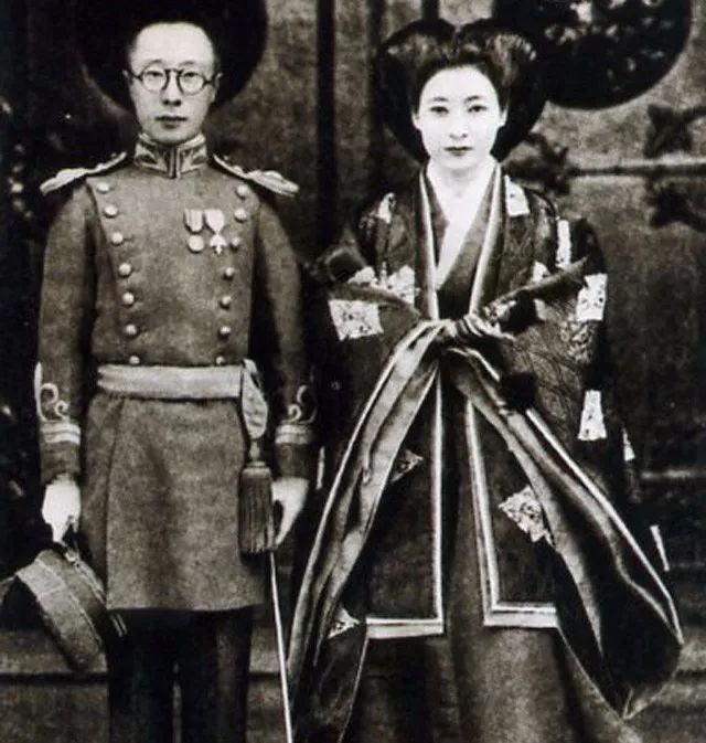 她出身日本贵族,被迫嫁给溥杰却动了真情,苦等丈夫16年不改嫁