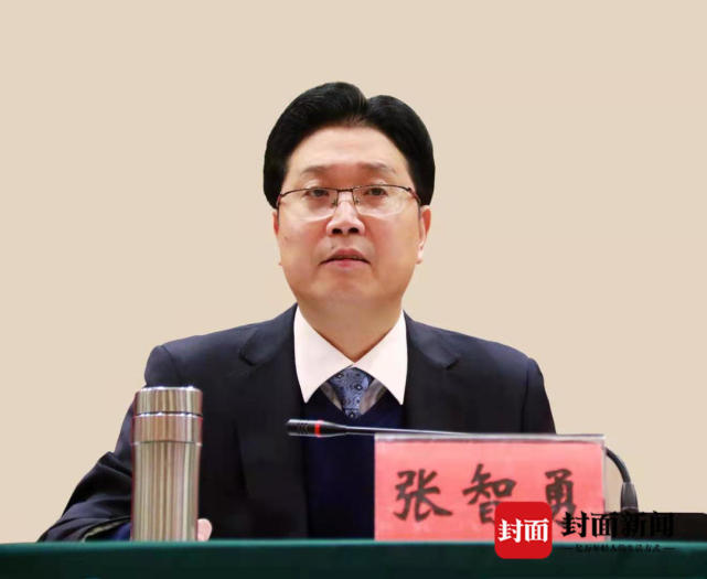 四川蓬溪县委书记张智勇封面新闻记者 刘虎2月7日,四川省遂宁市"两会"