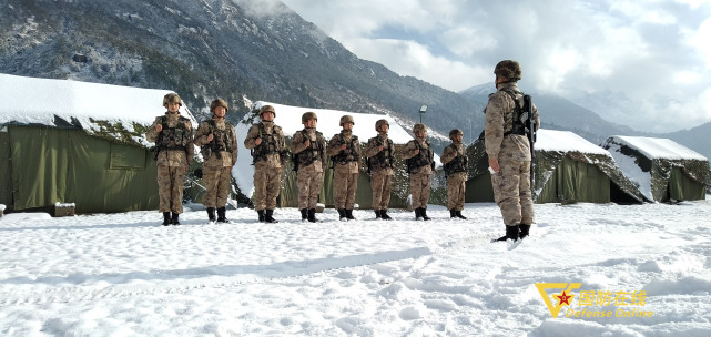 雪域高原,通信官兵在严寒环境下进行军事训练|雪域高原|张帮辉|军事