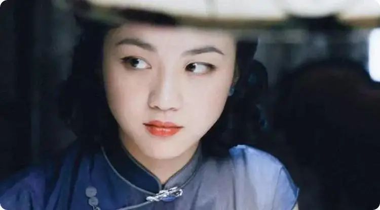双耳贴脑