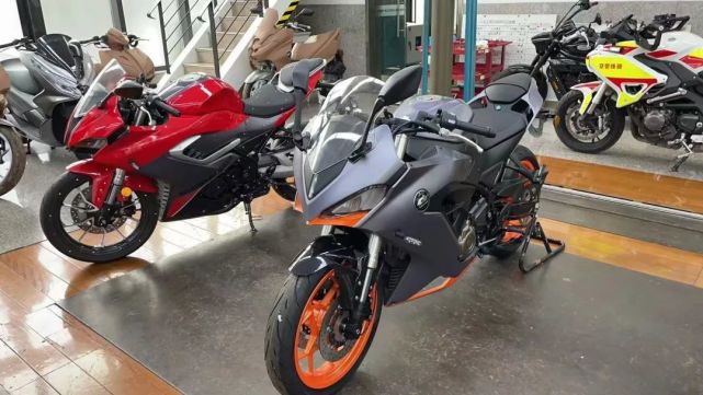 豪爵铃木gsx250r真的就不如赛350吗?