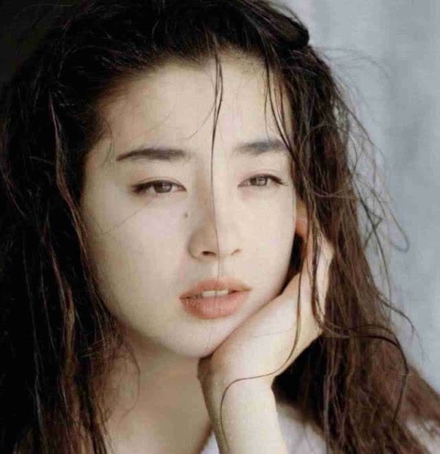 日本90年代的女星晒照走红网友美得很有辨识度