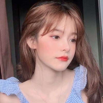 笨憨憨的可爱女生头像
