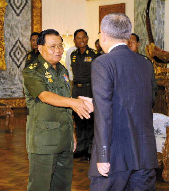 好不容易才结束了军政府统治时期,缅甸现在的军事实力