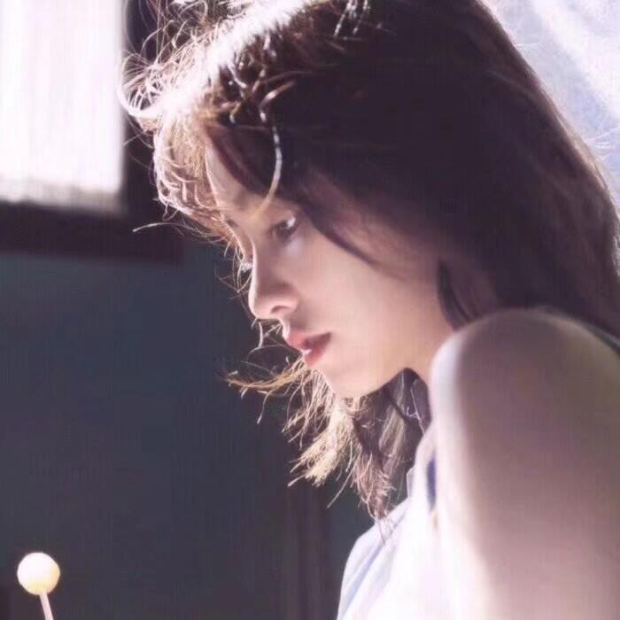 高冷女生头像