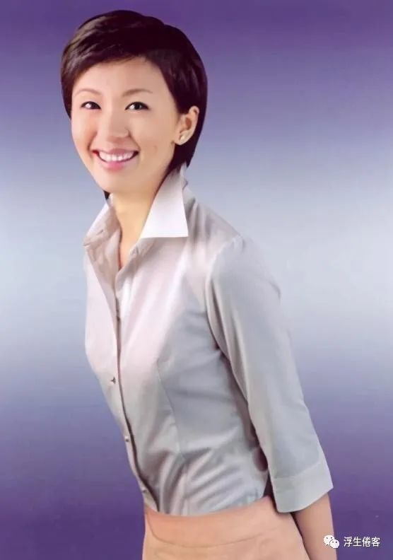 主持亚博买球网址新闻联播9年两年前突然消失欧阳夏丹去哪了 主持亚博买球网址新闻联播9年两年前突然消失欧阳夏丹去哪了