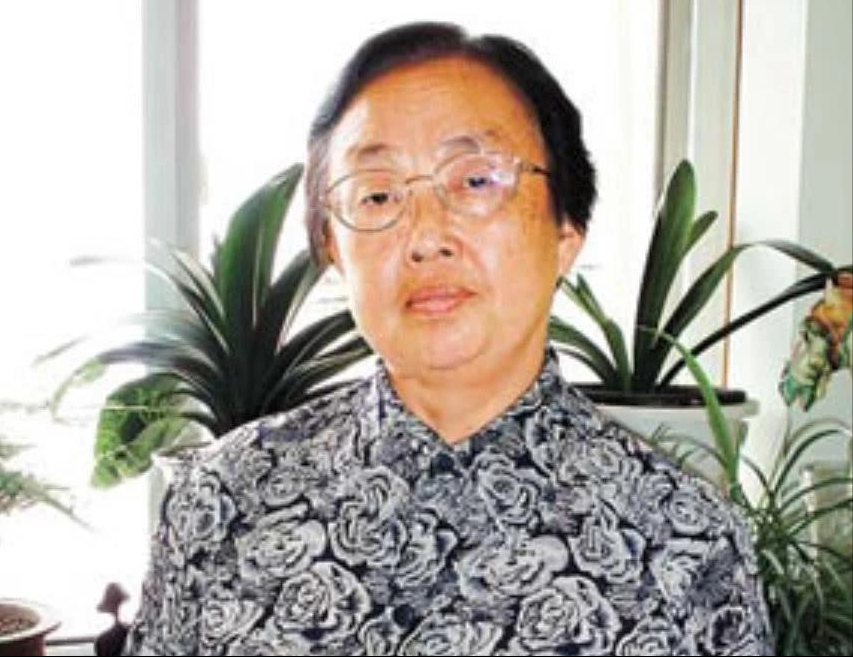 刘志兰左权牺牲六年后改嫁一生以左家媳妇自居赡养其父母