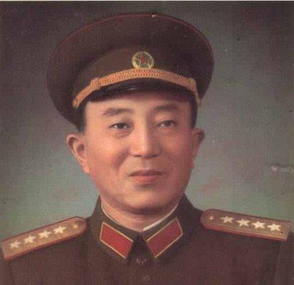 四川籍的开国将帅有多少?4元帅1大将,有位上将担任了国防部长