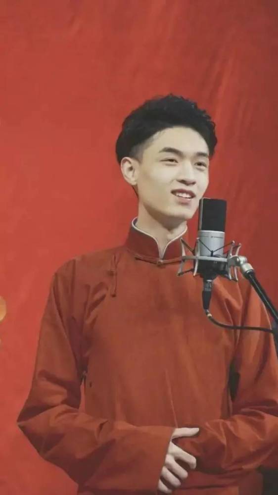 秦霄贤高清壁纸 头像