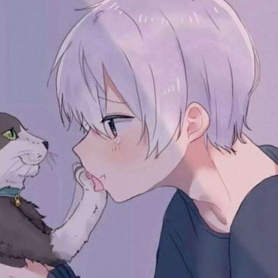 动漫男生头像:不好说喜欢,只是看到你会乱!