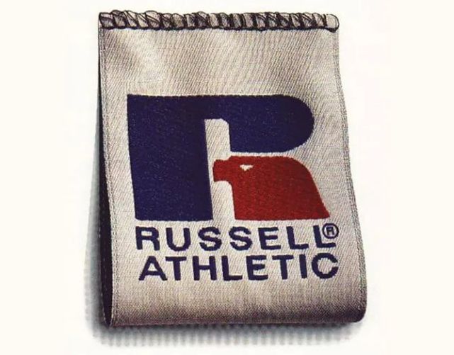 "小众品牌"russell athletic才是街头服饰中"圆领卫衣