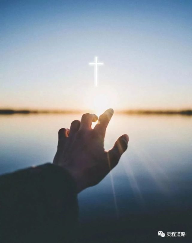 耶和华以勒的神预备你新一年的一切,耶和华尼西的神带给你来年的得胜