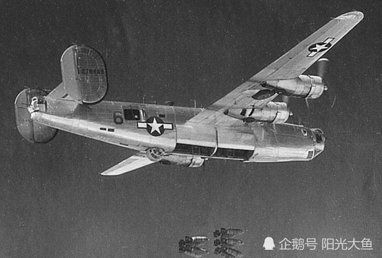 二战美军战机11b24解放者重型轰炸机