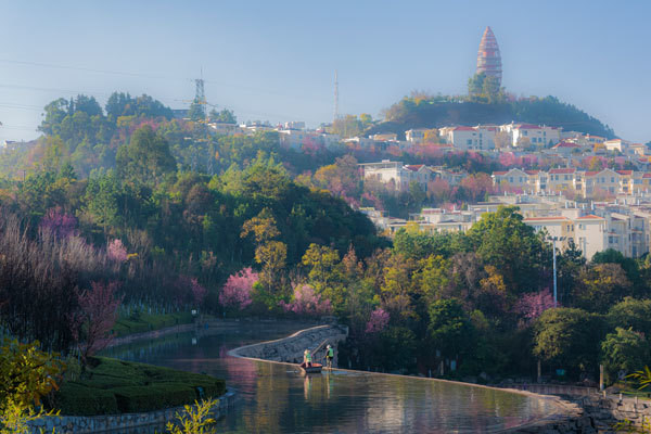 玉溪市红塔区邀您就地过年 游生态美景