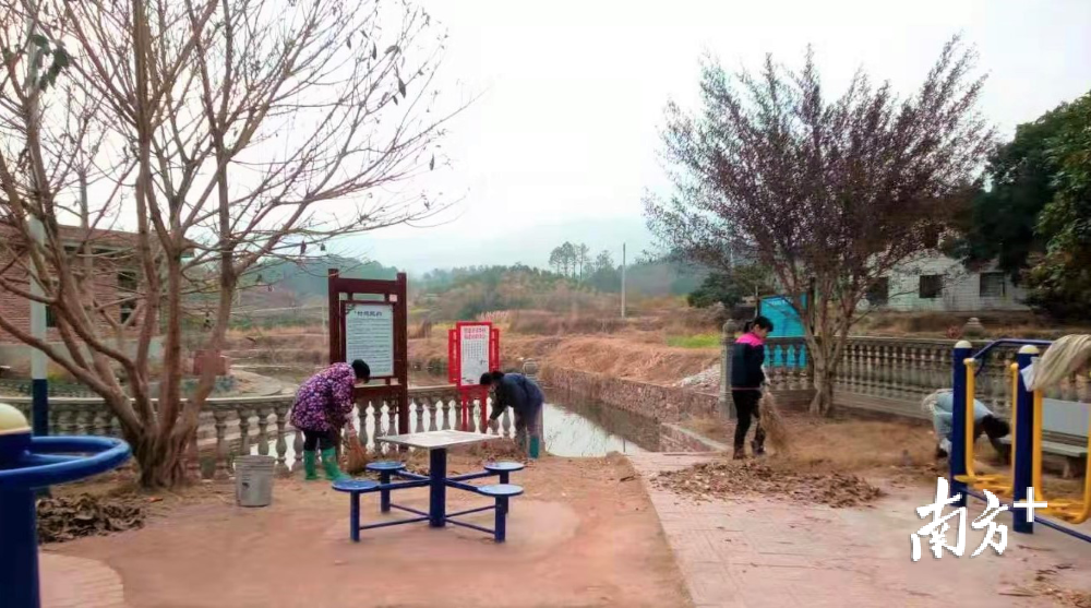 连州大路边人口_连州大东山风景