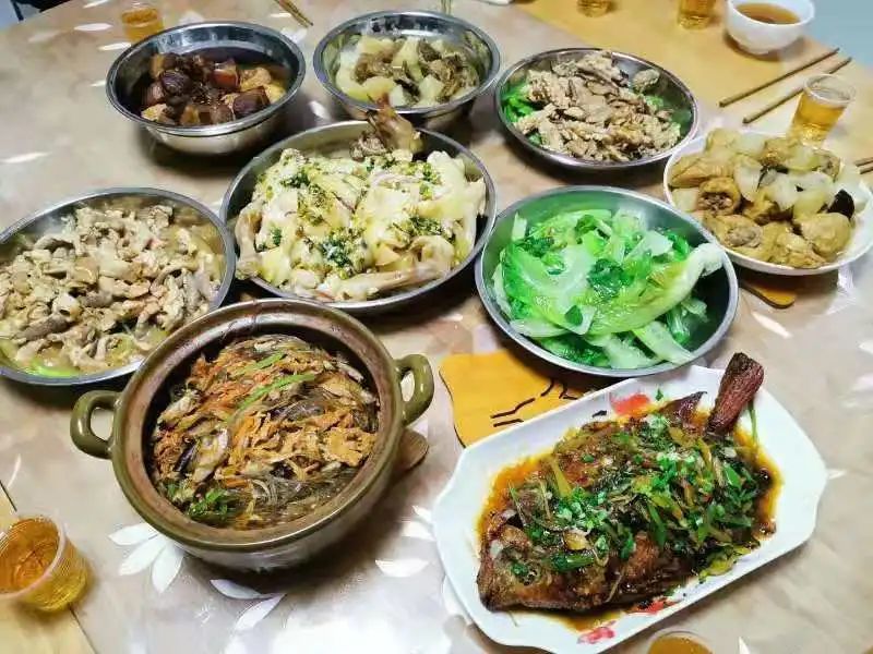 河源朋友圈的年夜饭刷屏!快来看看哪一桌是你的菜