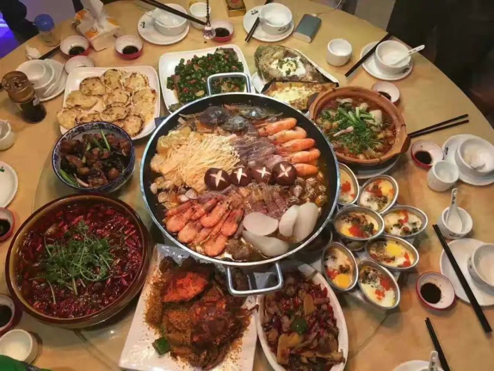 河源朋友圈的年夜饭刷屏!快来看看哪一桌是你的菜