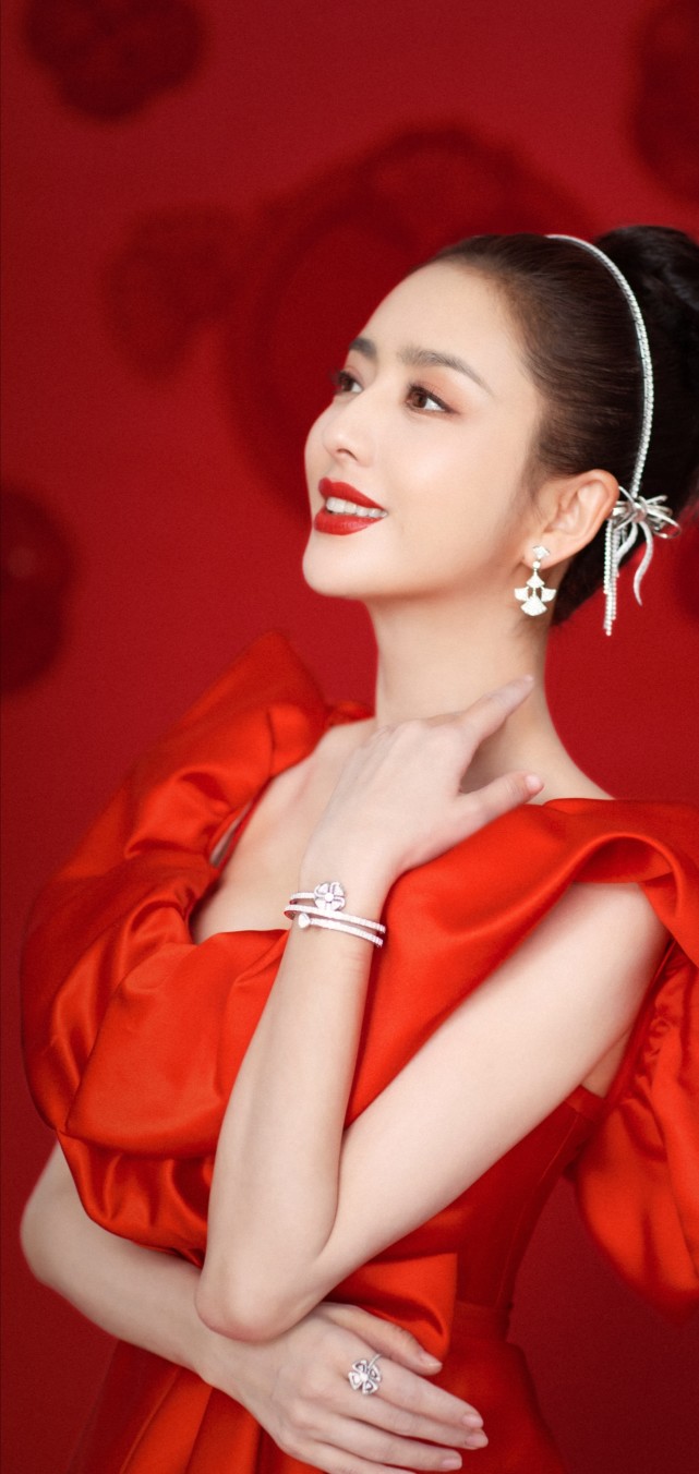 佟丽娅优雅气质红裙写真高清壁纸
