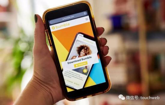 女版陌陌Bumble纳斯达克上市：涨64% 募资21亿美元