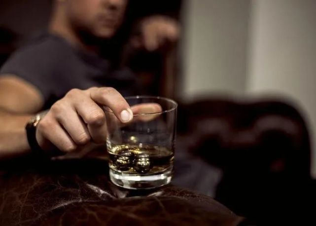 且敬2021一杯酒!