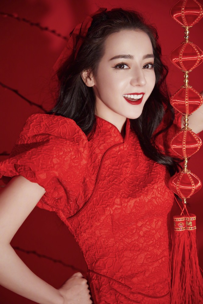 春晚的热巴也太美了吧在此祝大家新年快乐