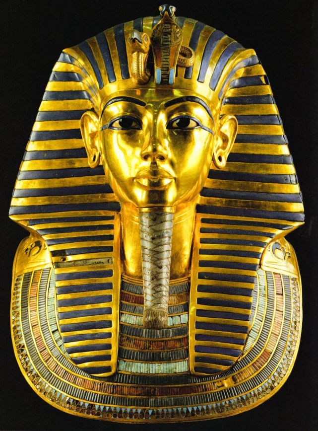《图坦卡蒙面具》第十八王朝时期(埃及)-雕塑作品欣赏(六十)