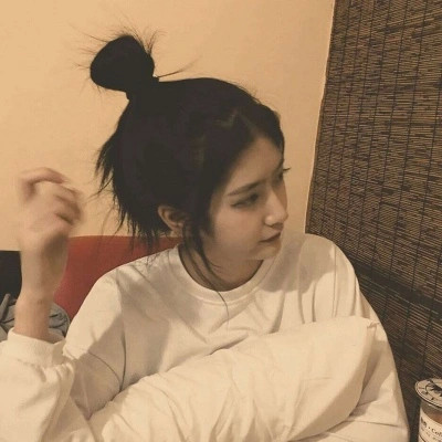 绝美侧颜杀女生头像