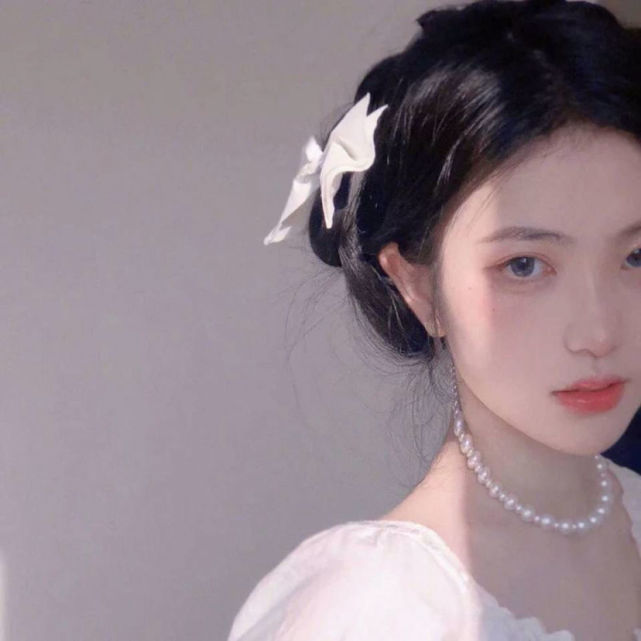 亲测可以招桃花的女生头像