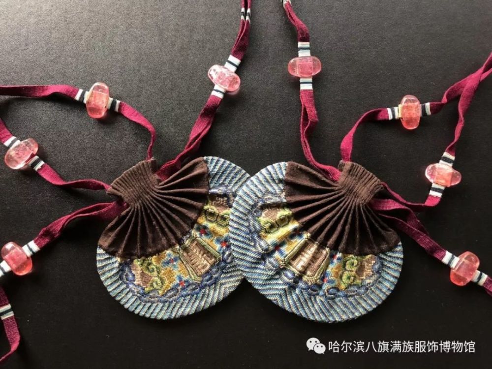 清代宫廷里的满族荷包