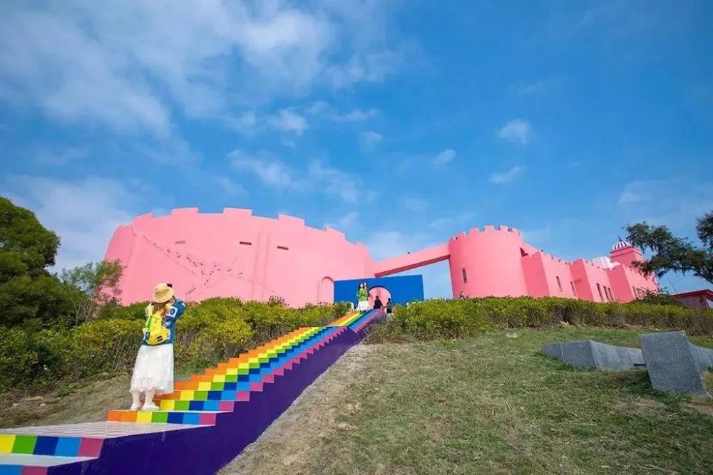 漳州火山岛景区套票(景区门票 纪念碑谷票 彩虹山爱的城堡票)