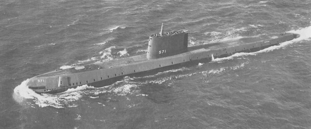 长尾鲨号:2600米海底4000吨核潜艇被压成铁球,129人全部牺牲