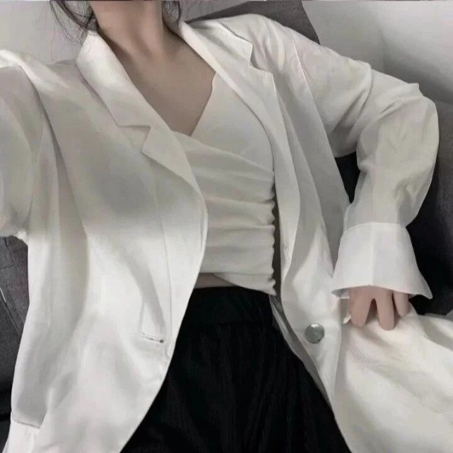 丧系女生头像/丧够了继续去努力