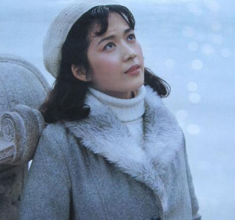 80年代第一美女龚雪,上海流氓大案被牵连,远走美国嫁集团总裁
