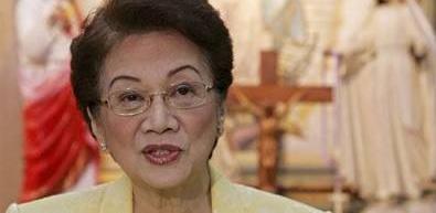女总统上台第一件事,承认是中国人,随后立马将美军驱逐出境
