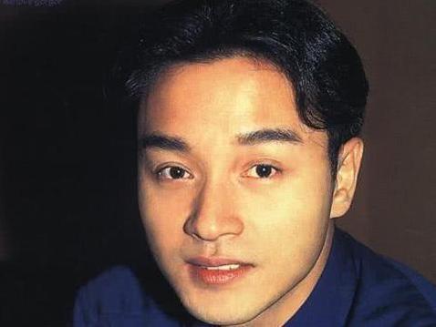 2003年,张国荣跳楼自杀,陈淑芬保他最后颜面,和成龙关系耐人寻味