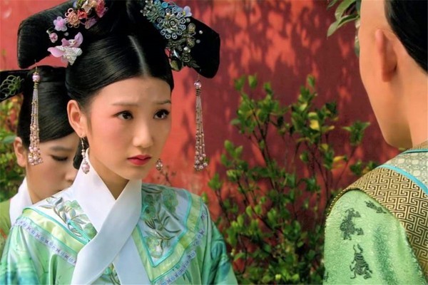 甄嬛传瑛贵人只是一个普通丫鬟她让浣碧忌惮